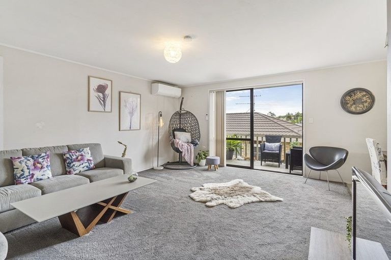 Photo of property in 2/114 Kervil Avenue, Te Atatu Peninsula, Auckland, 0610