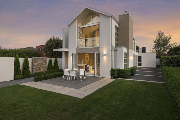 Photo of property in 72 Wai-iti Terrace, Bryndwr, Christchurch, 8052