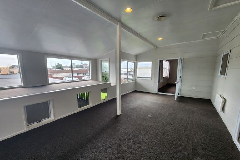 Photo of property in 149 Clawton Street, Westown, New Plymouth, 4310