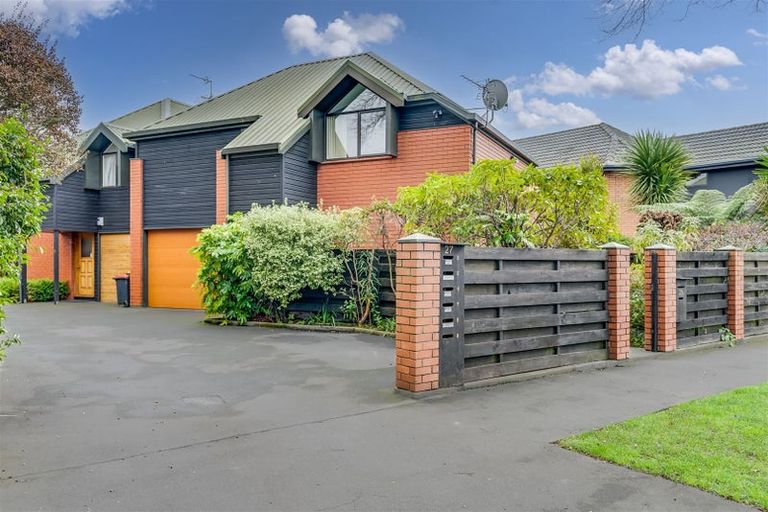 Photo of property in 4/27 Darvel Street, Riccarton, Christchurch, 8011
