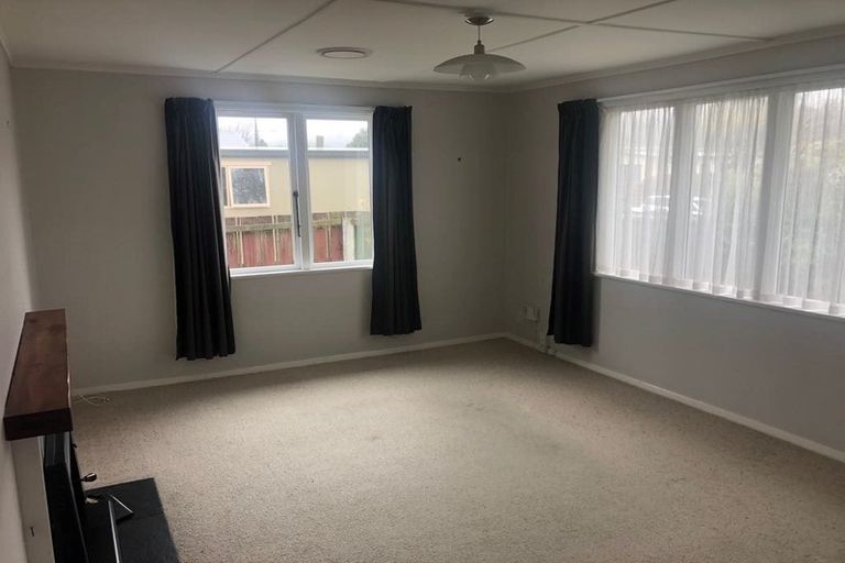 Photo of property in 1/13 Atiawa Crescent, Waiwhetu, Lower Hutt, 5010