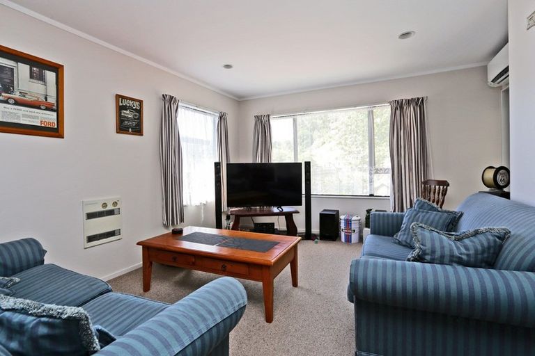 Photo of property in 22a-b Milton Road, Bluff Hill, Napier, 4110