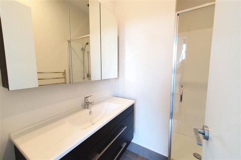 Photo of property in 1824 Great North Road, Avondale, Auckland, 1026