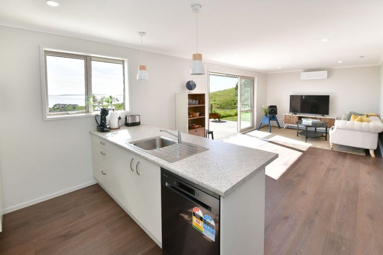 Photo of property in 143 Martins Bay Road, Mahurangi East, Warkworth, 0982