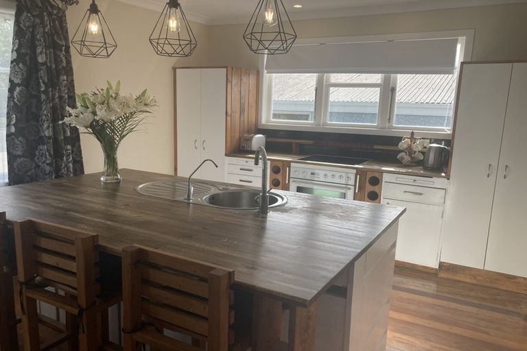 Photo of property in 5 Page Street, Stratford, 4332