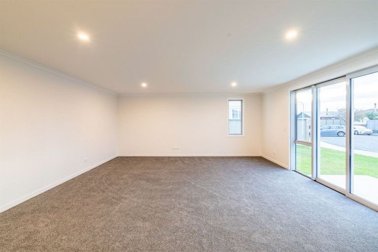 Photo of property in 71 Lothian Crescent, Strathern, Invercargill, 9812