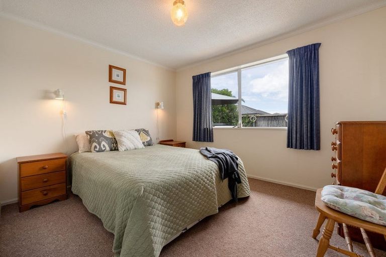 Photo of property in 52 Sunrise Avenue, Mount Maunganui, 3116