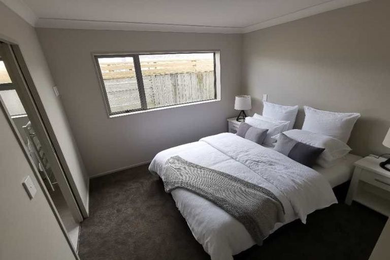 Photo of property in 2 Mandel Mews, Waiwhetu, Lower Hutt, 5010