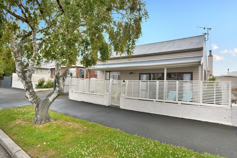 Photo of property in 39 Young Street, Saint Kilda, Dunedin, 9012
