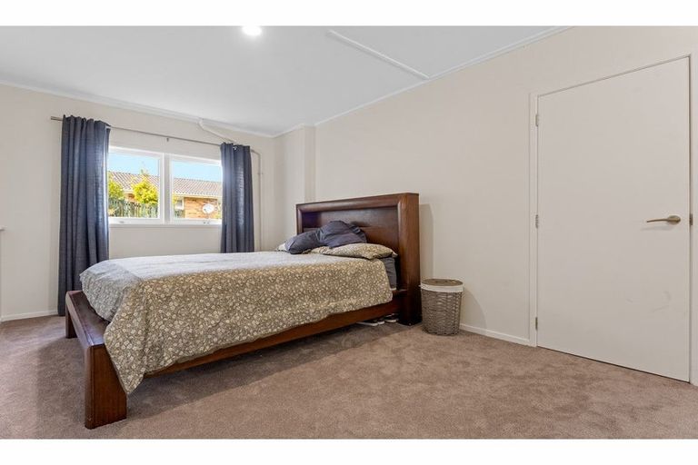Photo of property in 81 Lynden Avenue, Hillcrest, Auckland, 0627