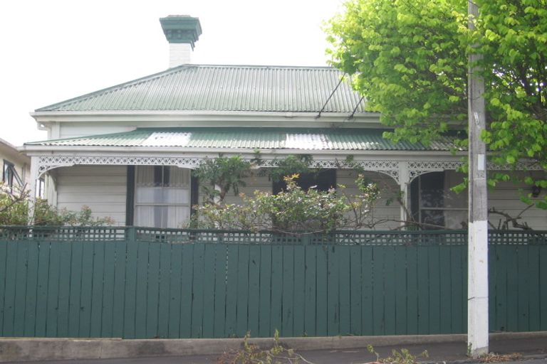 Photo of property in 9 School Road, Morningside, Auckland, 1021