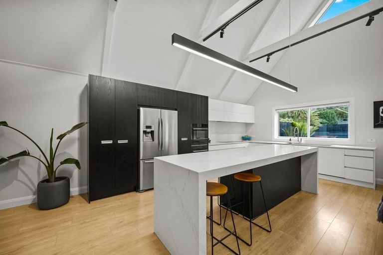 Photo of property in 21 Lloyd Avenue, Mount Albert, Auckland, 1025