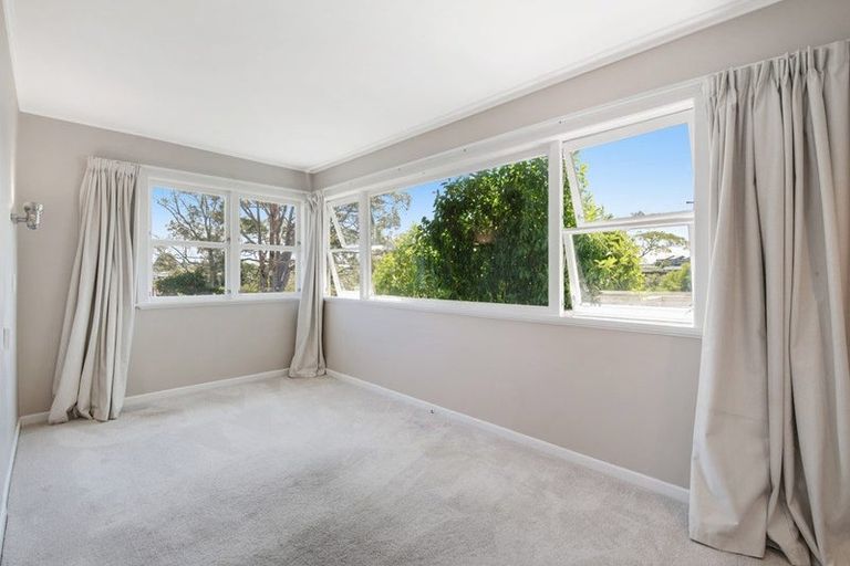 Photo of property in 14 Tiri Road, Manly, Whangaparaoa, 0930