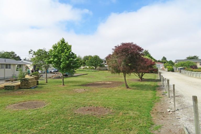 Photo of property in 42 Gordon Street, Weston, Oamaru, 9401