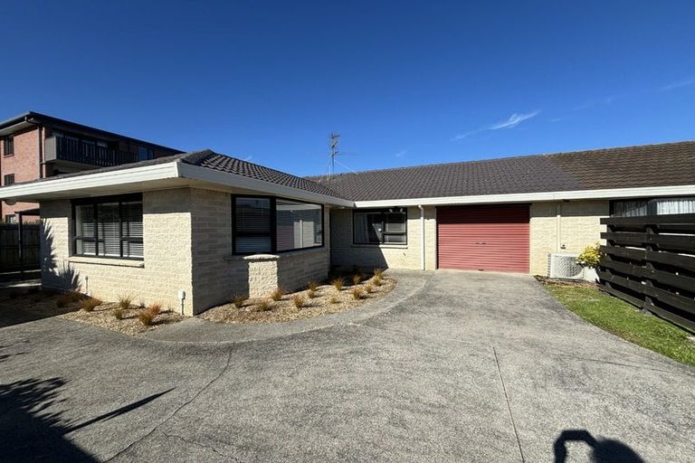 Photo of property in 103c Seddon Street, Pukekohe, 2120