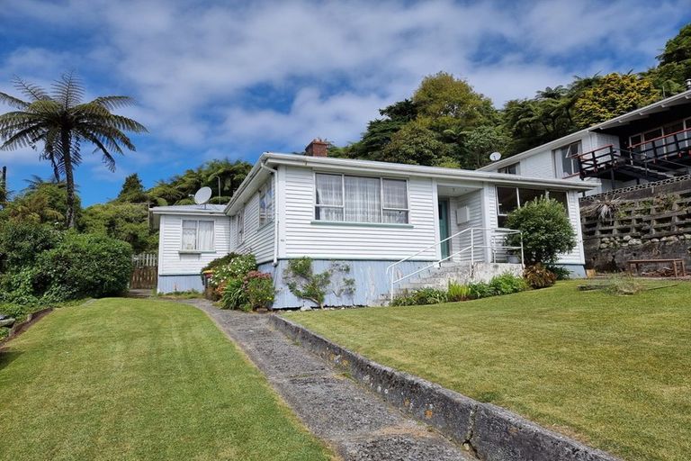 Photo of property in 49 Milton Road, Greymouth, 7805