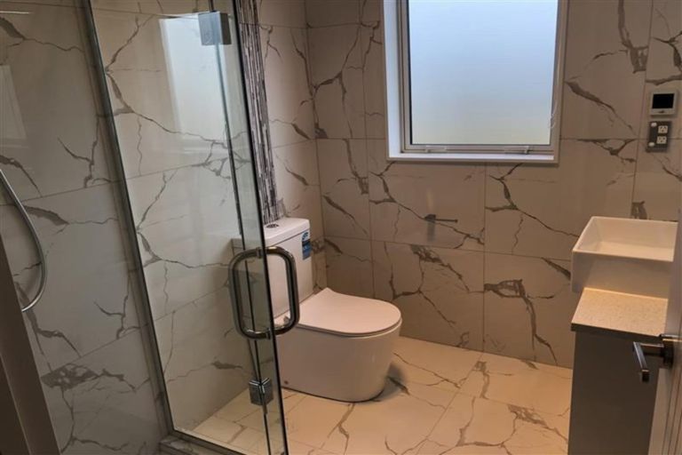 Photo of property in 37 Hikuawa Road, Flat Bush, Auckland, 2019