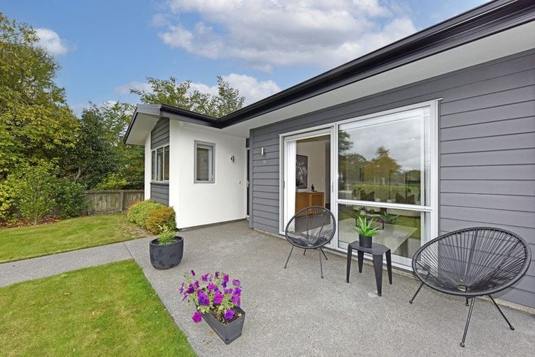 Photo of property in 361 Avonhead Road, Avonhead, Christchurch, 8042