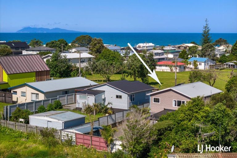 Photo of property in 53 Beach Road, Waihi Beach, 3611
