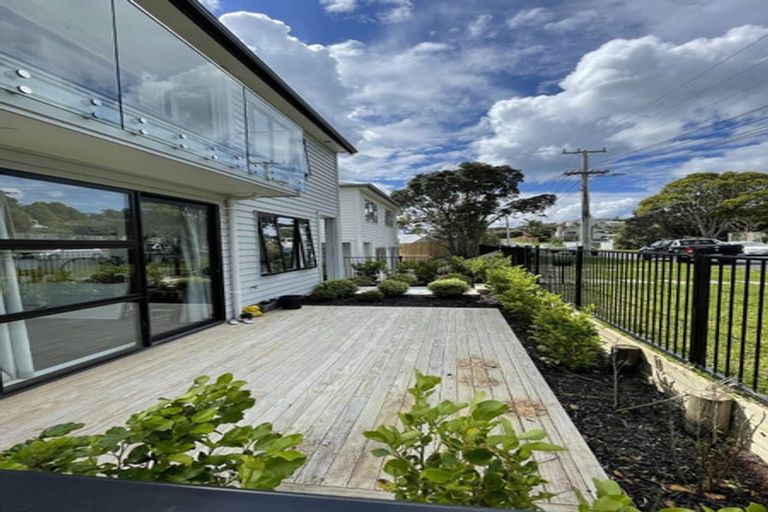 Photo of property in 11d Manuwai Road, Torbay, Auckland, 0630