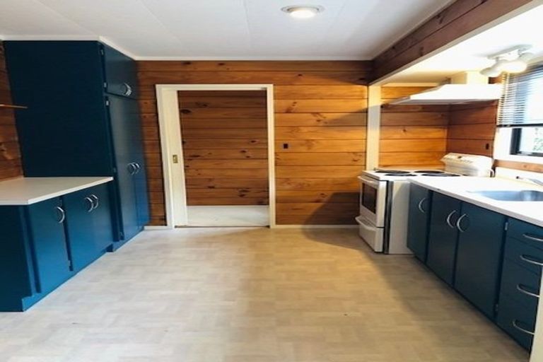 Photo of property in 2/60 Sycamore Drive, Sunnynook, Auckland, 0620