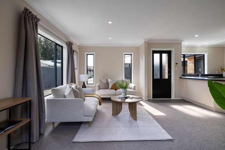 Photo of property in 10a Stewart Crescent, Hokowhitu, Palmerston North, 4410