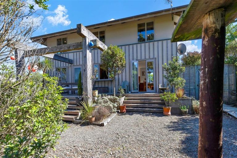 Photo of property in 41 Chamberlain Avenue, Amberley, 7481