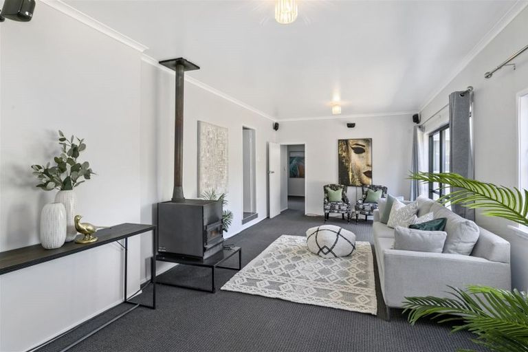 Photo of property in 46 Moores Valley Road, Wainuiomata, Lower Hutt, 5014