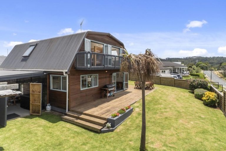 Photo of property in 61 Queen Street, Riverhead, 0820