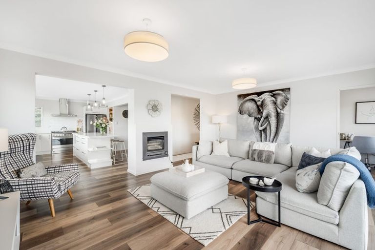 Photo of property in 19 Clovelly Road, Bucklands Beach, Auckland, 2012