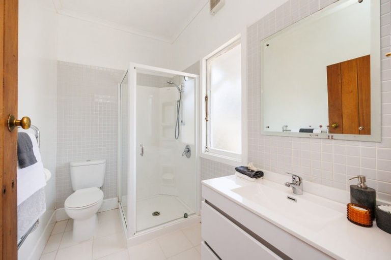 Photo of property in 421 Ruahine Street, Terrace End, Palmerston North, 4410