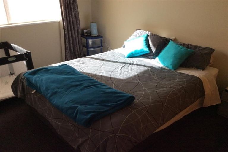 Photo of property in 15a Alta Place, Frankton, Queenstown, 9300