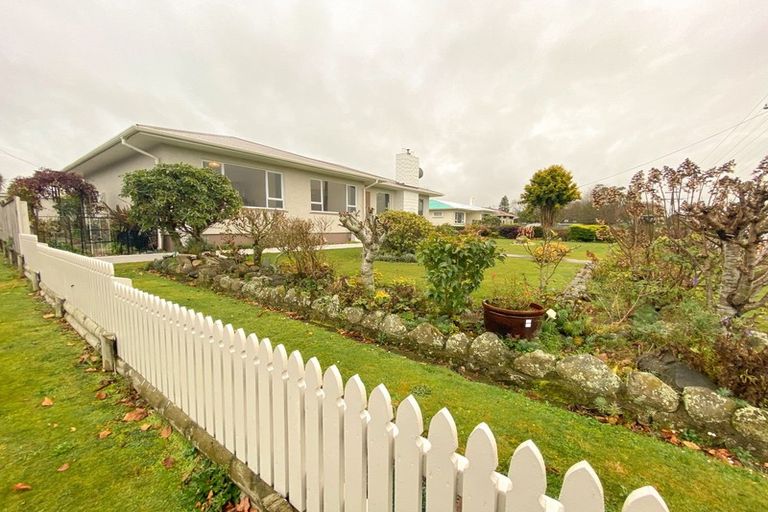 Photo of property in 71 Broadway, Stratford, 4332