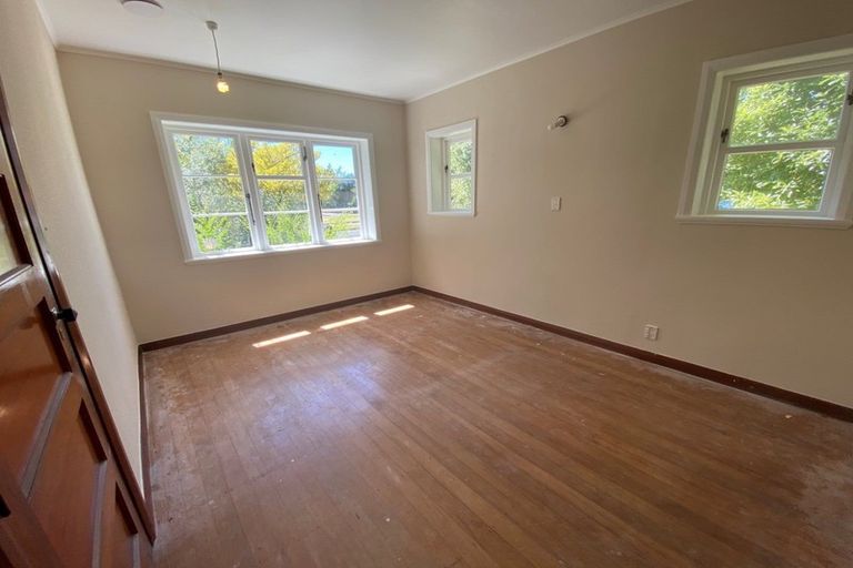 Photo of property in 49 Savage Crescent, West End, Palmerston North, 4412