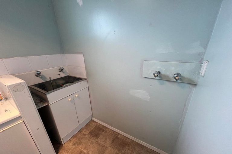 Photo of property in 12 Hokio Beach Road, Levin, 5510