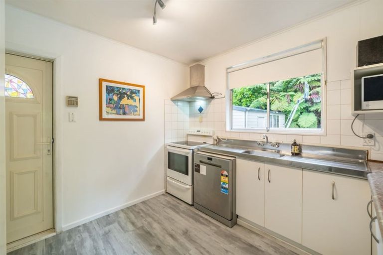 Photo of property in 15 Gawler Grove, Wainuiomata, Lower Hutt, 5014