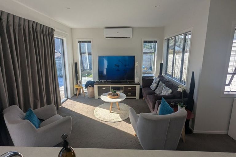 Photo of property in 15 Raymond Grace Avenue, Huapai, Kumeu, 0810