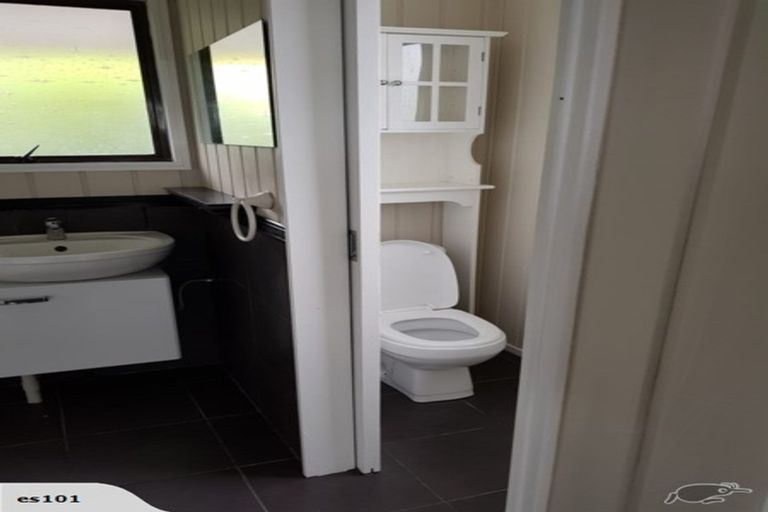 Photo of property in 70a Red Hill Road, Red Hill, Papakura, 2110