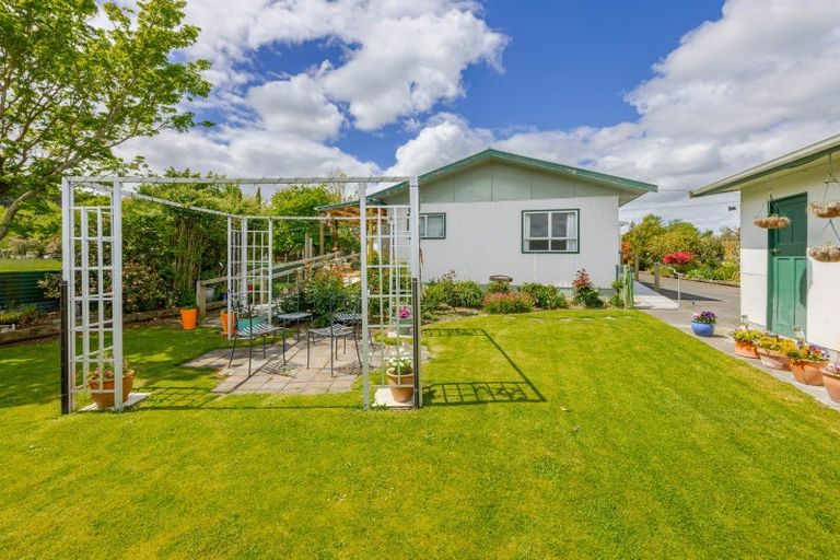 Photo of property in 1 Shanly Street, Waipawa, 4210