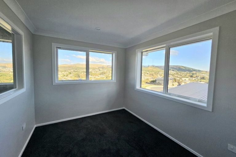 Photo of property in 6a Te Arapito Close, Aotea, Porirua, 5024
