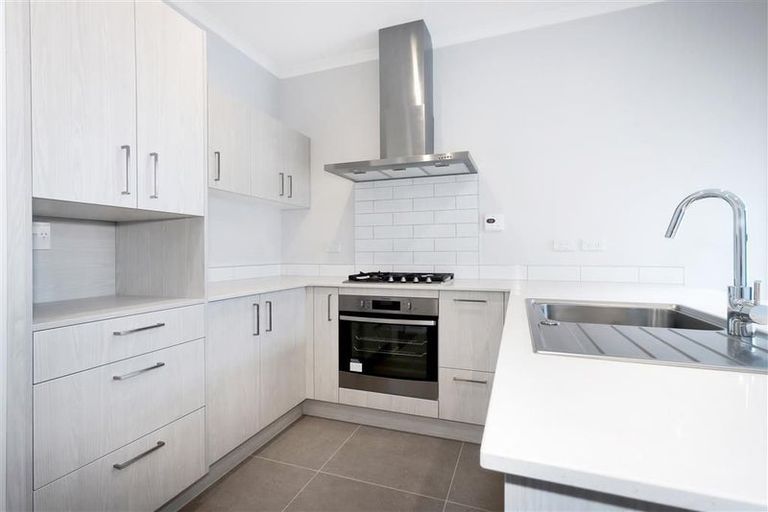 Photo of property in 21 Pukewhero Rise, Westgate, Auckland, 0614