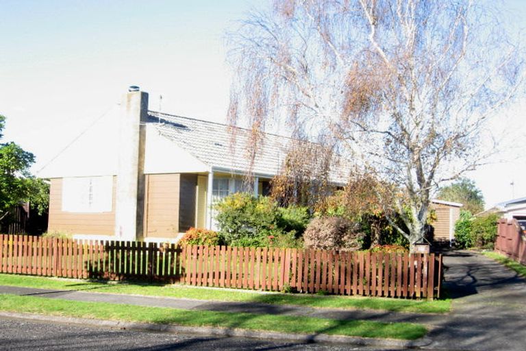 Photo of property in 27 Hywell Place, Manurewa, Auckland, 2102