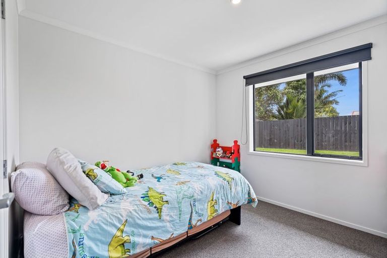 Photo of property in 42 Tamure Place, Ruakaka, 0116