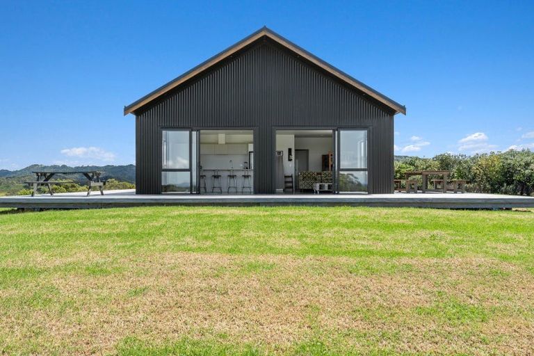 Photo of property in 158 Clements Road, Matapouri, Whangarei, 0173