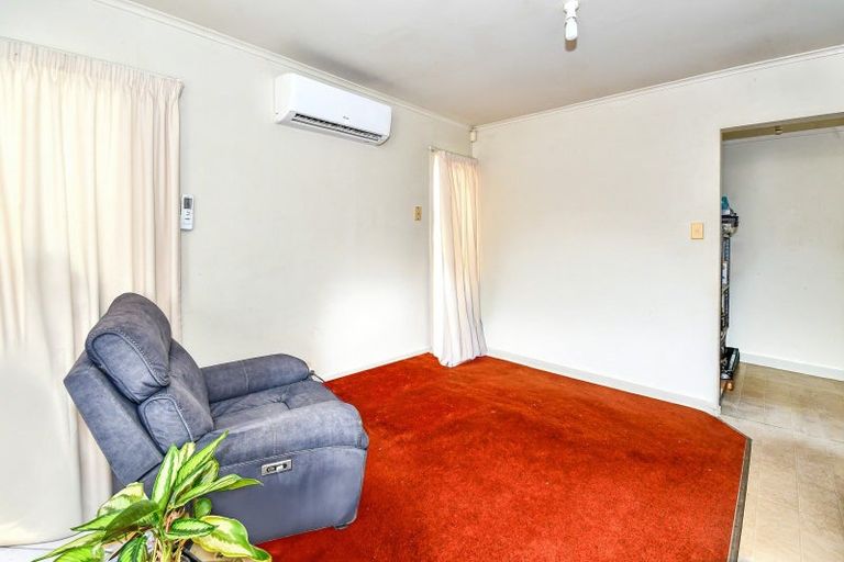 Photo of property in 113 Beaumonts Way, Manurewa, Auckland, 2102