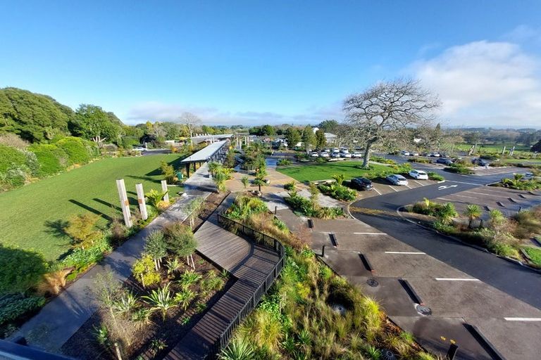 Photo of property in 4 Manawaroa Close, Grandview Heights, Hamilton, 3200