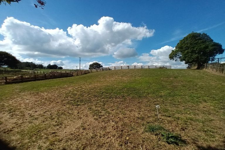 Photo of property in 749 Te Pahu Road, Te Pahu, 3285