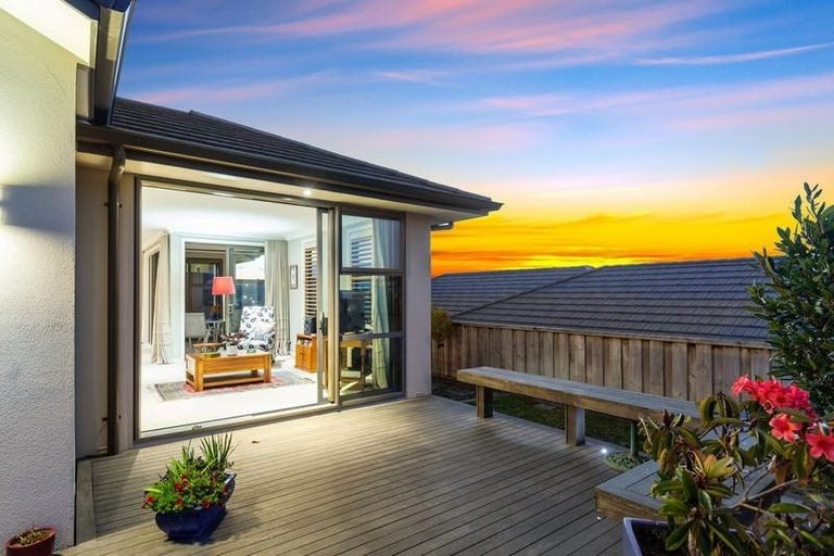 Photo of property in 24 Rexford Heights, Pyes Pa, Tauranga, 3112