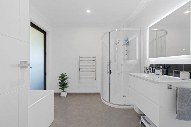 Photo of property in 438 Park Road, Parkvale, Carterton, 5792