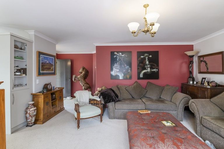 Photo of property in 8 Speranza Avenue, Otaki, 5512